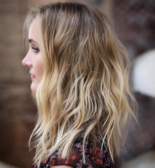 10+ Blonde Hairstyles That Will Make You Look Young Again