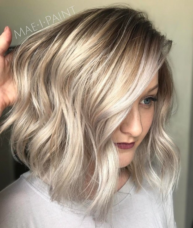 10+ Blonde Hairstyles That Will Make You Look Young Again