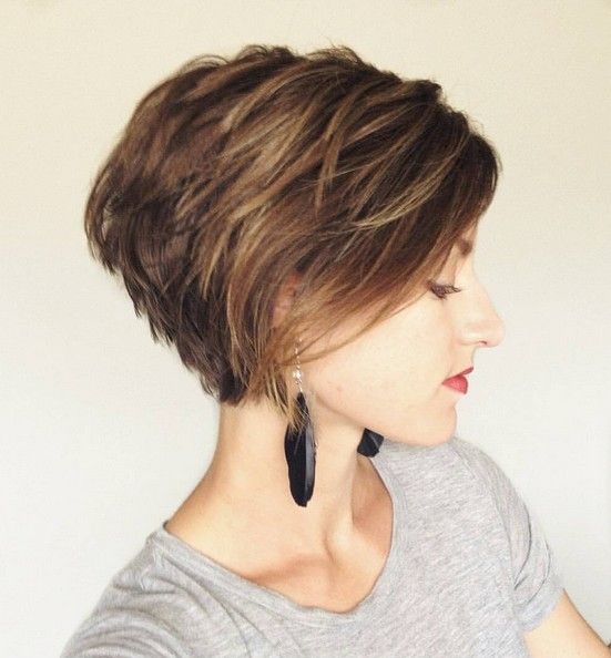 14 Flattering and Stylish Short Bob Haircuts for Women Over 40