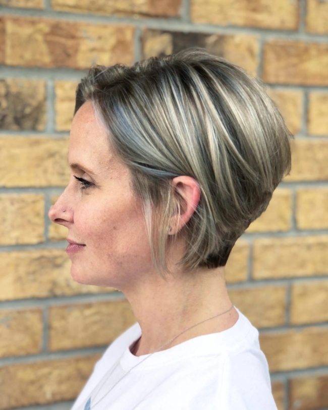 14 Flattering and Stylish Short Bob Haircuts for Women Over 40