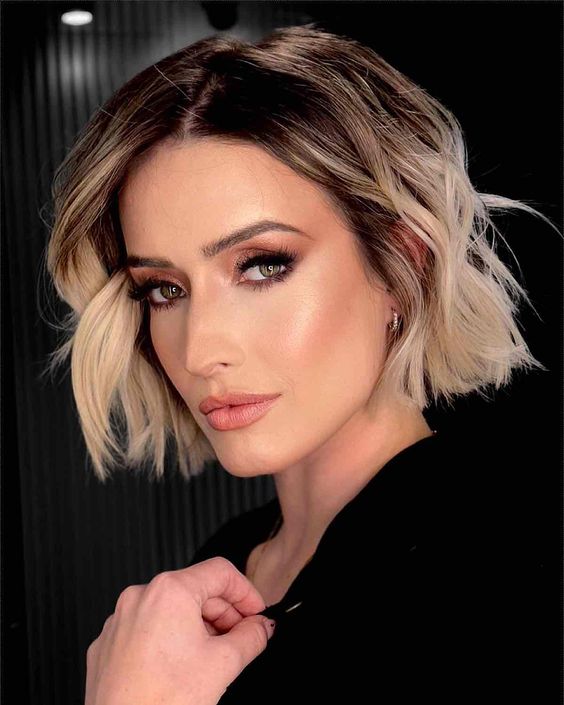 30 Stylish Shoulder Length Haircuts To Try In 2024