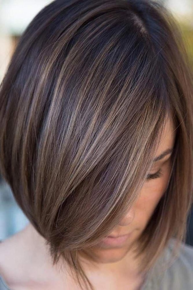 15 Hot Inverted Bob Haircuts Women Are Asking For in 2024