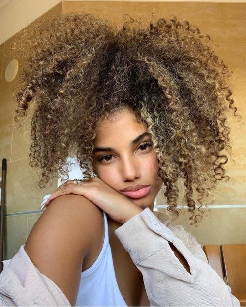 17 Gorgeous Curly Hairstyle Ideas for 2023