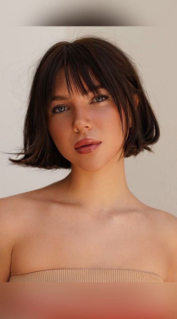 10 Totally Trendy Layered Bob Hairstyles For 2024