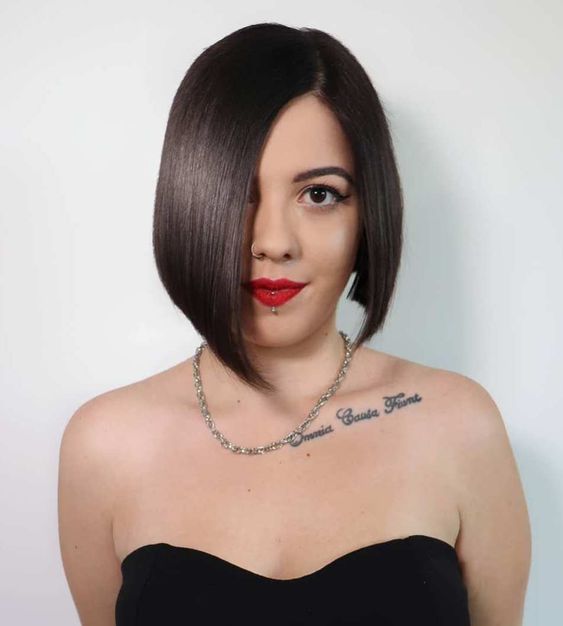 10 Totally Trendy Layered Bob Hairstyles For 2024