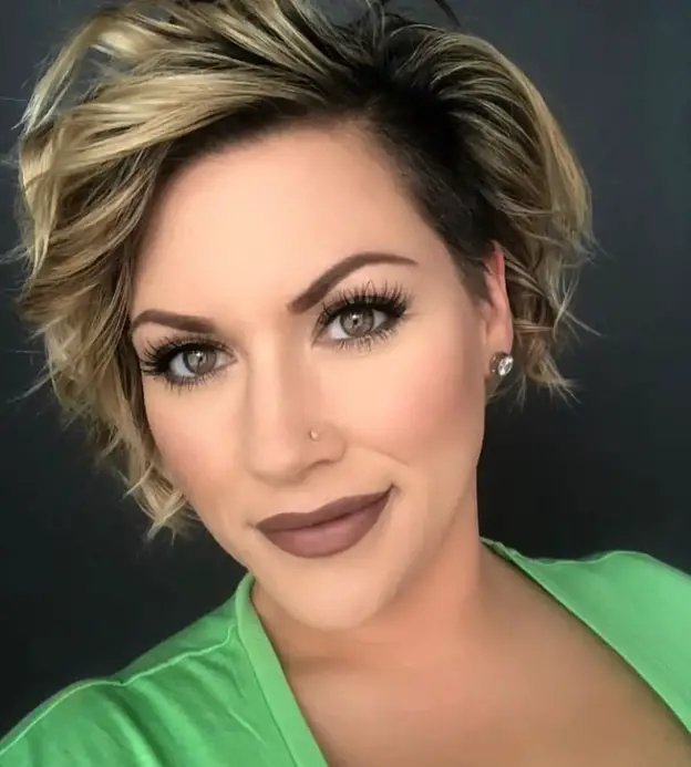 Awesome Spectrum: 35 Flattering Hair Colors and Hottest Short Cuts