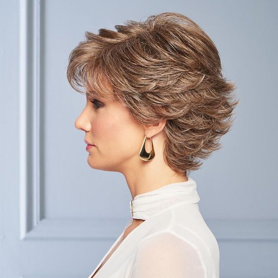 12 Amazing Short Hair with Highlights for This Summer