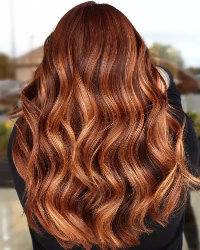 10+ Best Light Auburn Hair Colors to Warm Up Your Look