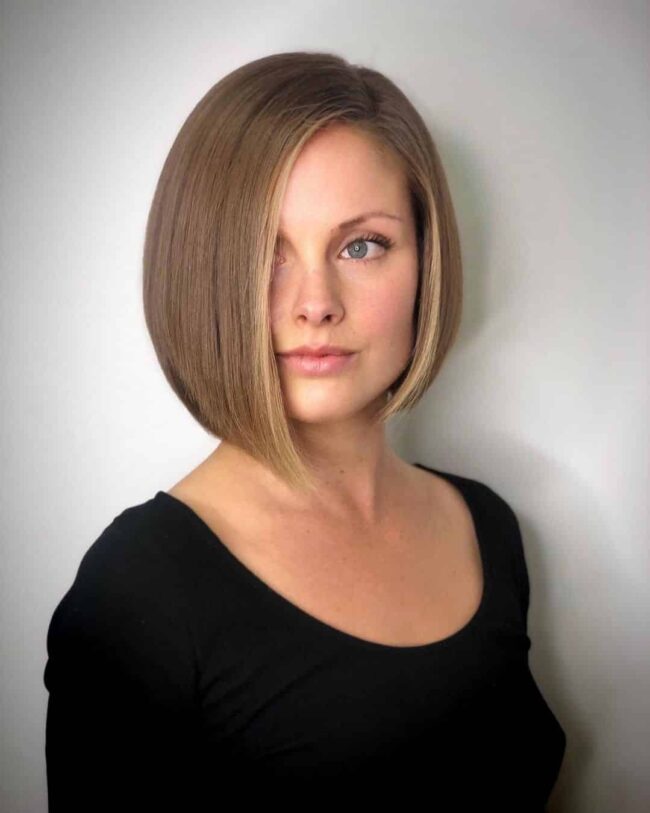20+ Short Asymmetrical Bob Hairstyles Trending
