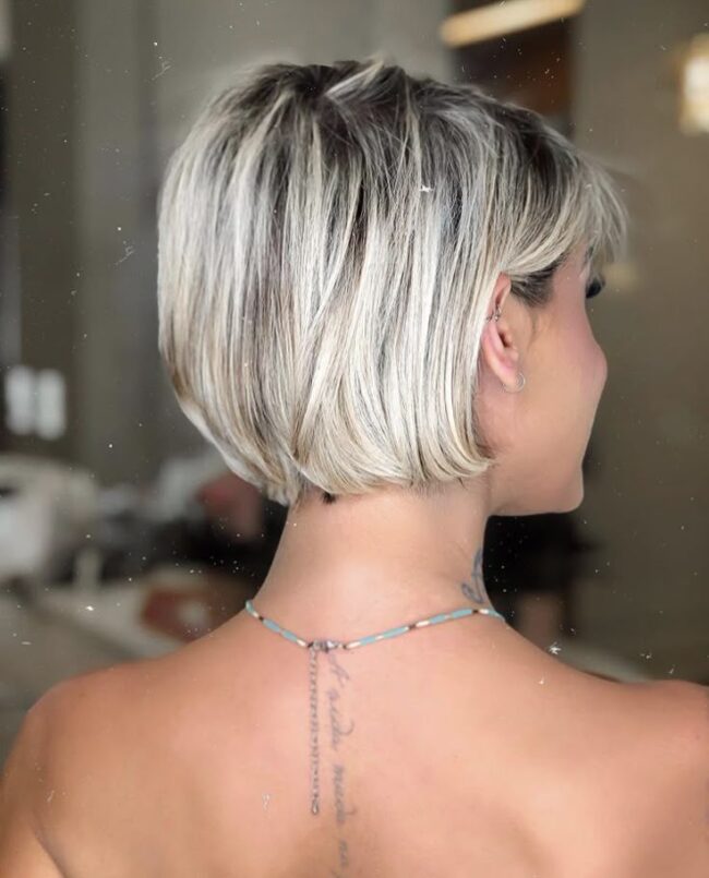 25 Winning Looks with Short Bobs for Fine Hair